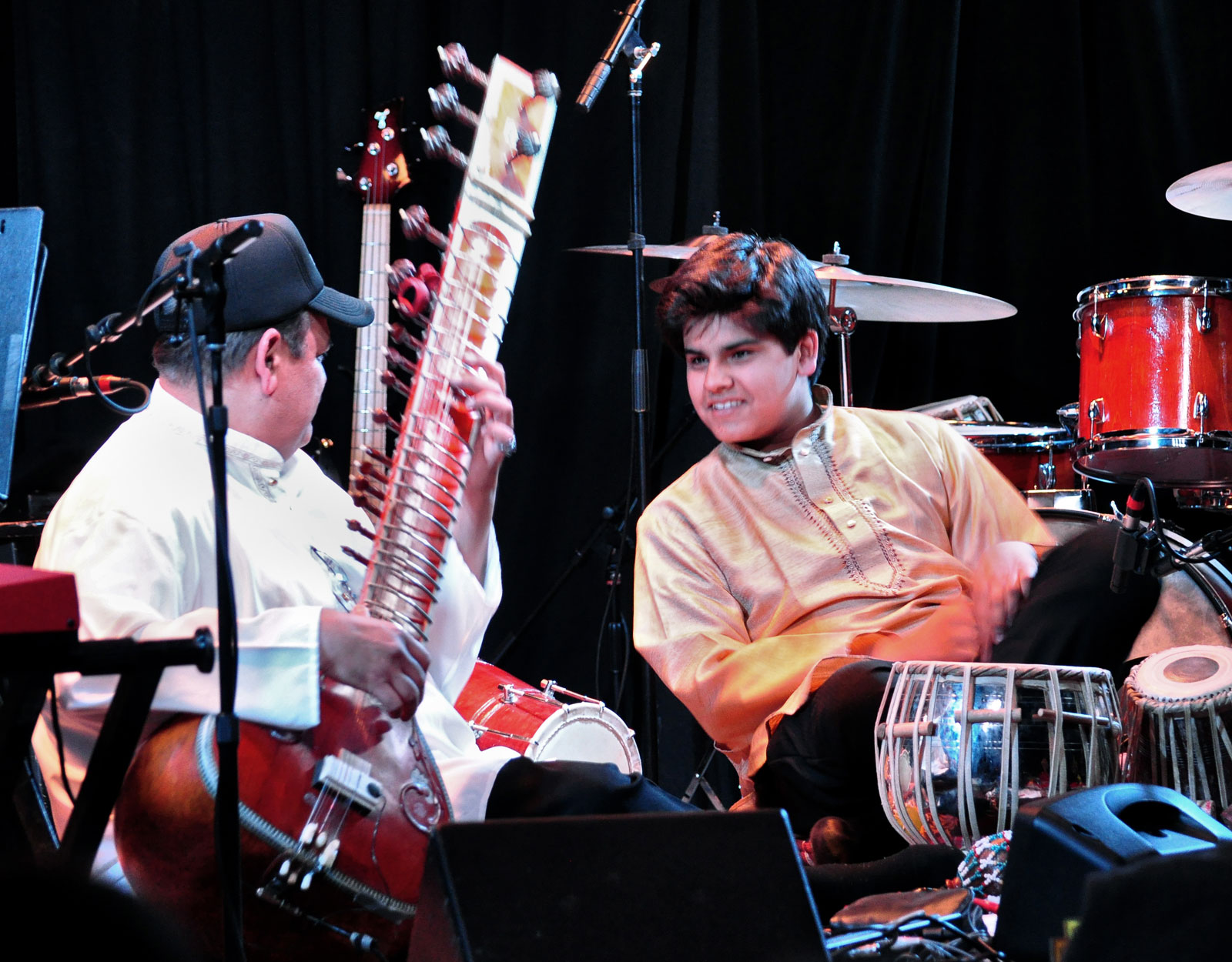 Ashwin Batish and Keshav Batish playing traditional North Indian sitar and tabla - live at the Kuumbwa Jazz Center, Santa Cruz. All rights reserved. 2012 Ashwin Batish. Copyrighted image. Photographer Chris Bratt